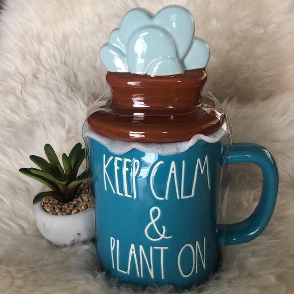 🪴KEEP CALM & PLANT ON 🩵Lrg RAE DUNN MUG JAR w/Lid🪴 - Picture 1 of 3